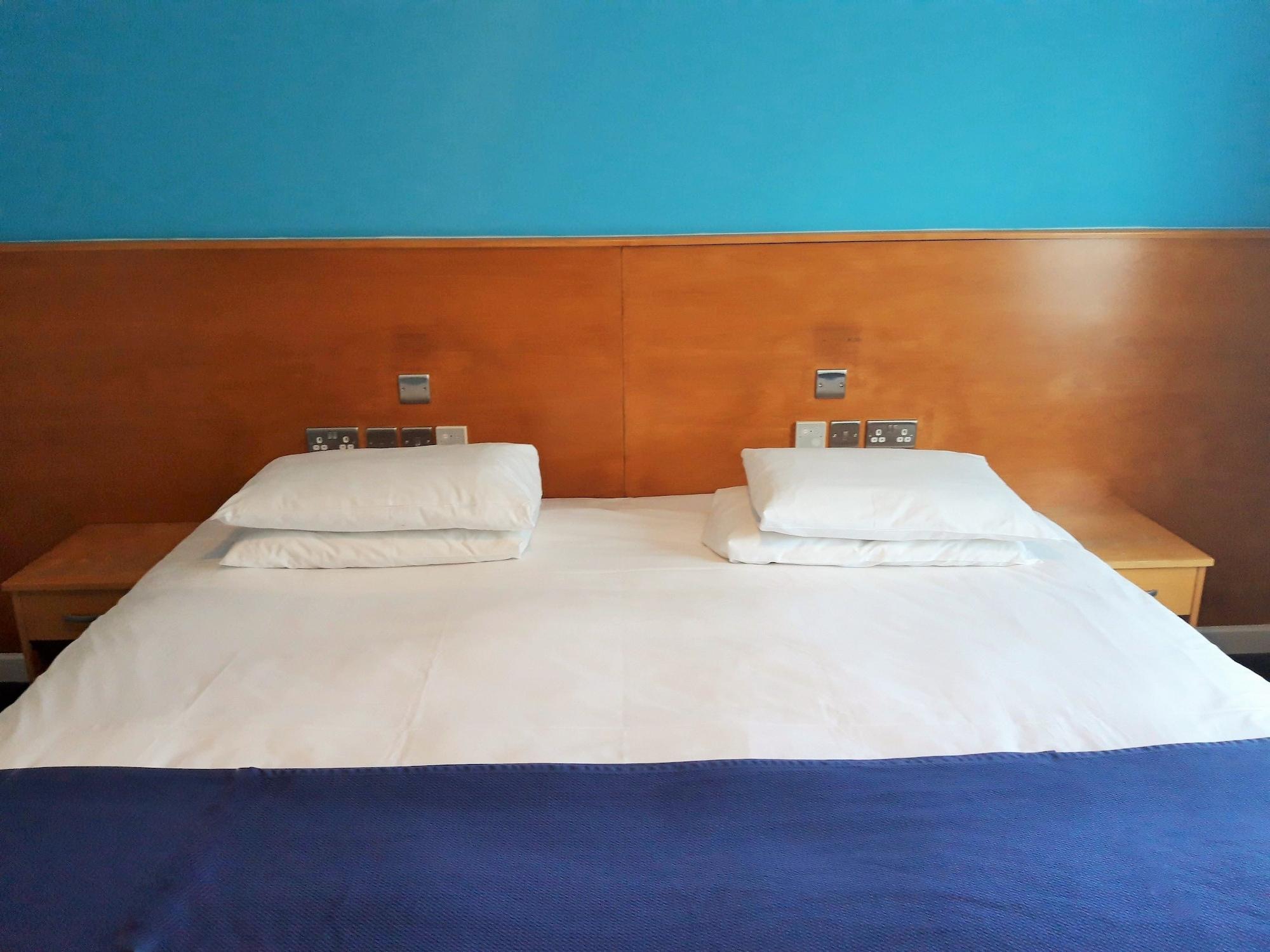 The Olympic Lodge Aylesbury  Luaran gambar
